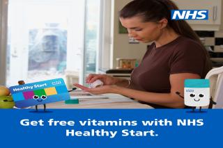 NHS Healthy Start Scheme, mum with vitamins